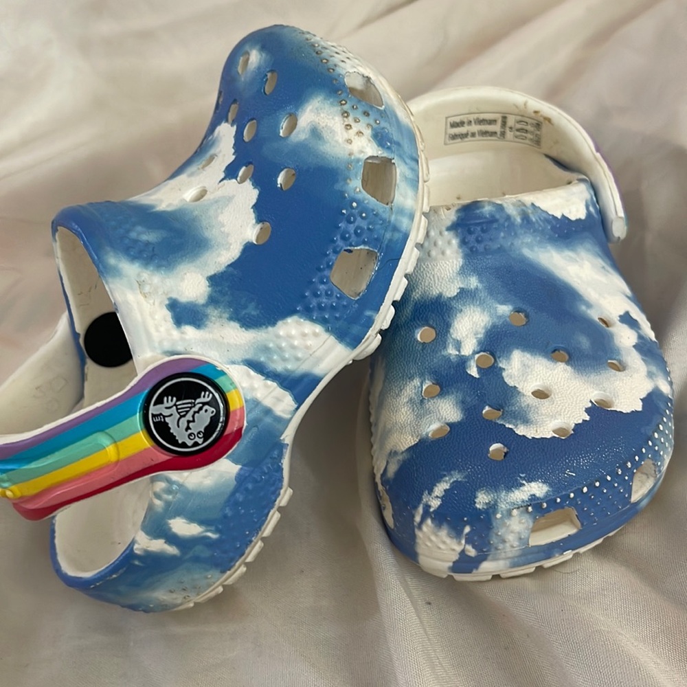 Sky Rainbow Crocs Size 4, Toddler